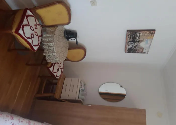 House Nikola Pensión Tučepi