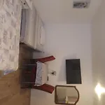 House Nikola 招待所 图彻皮